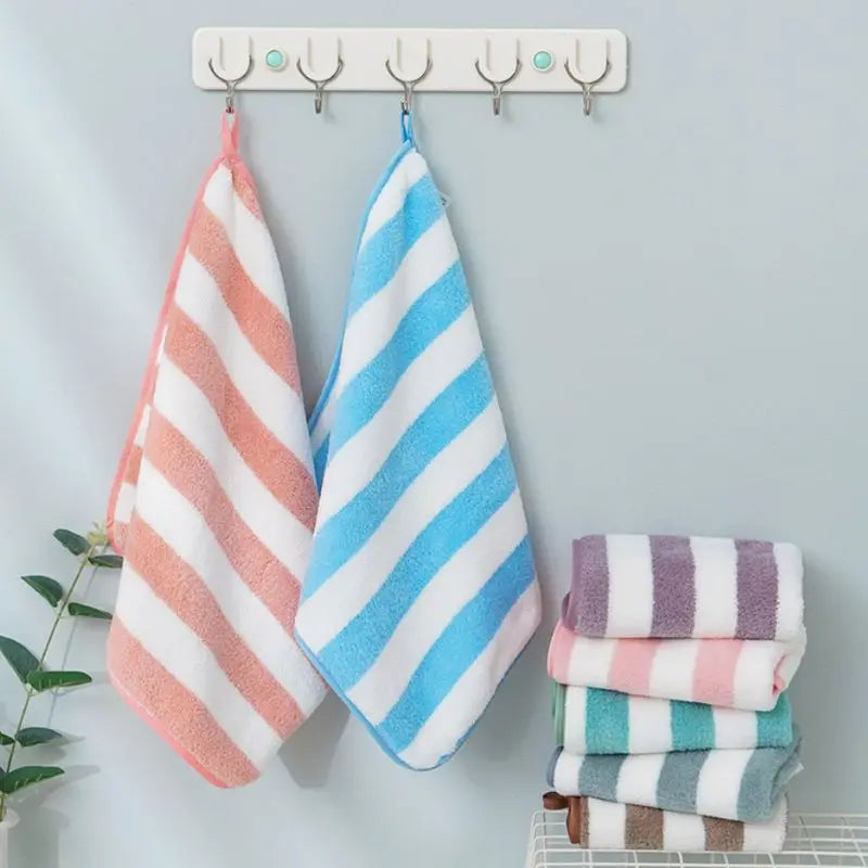 4-piece soft polyester stripe face wash towels absorbent and skin-friendly for bathroom and travel